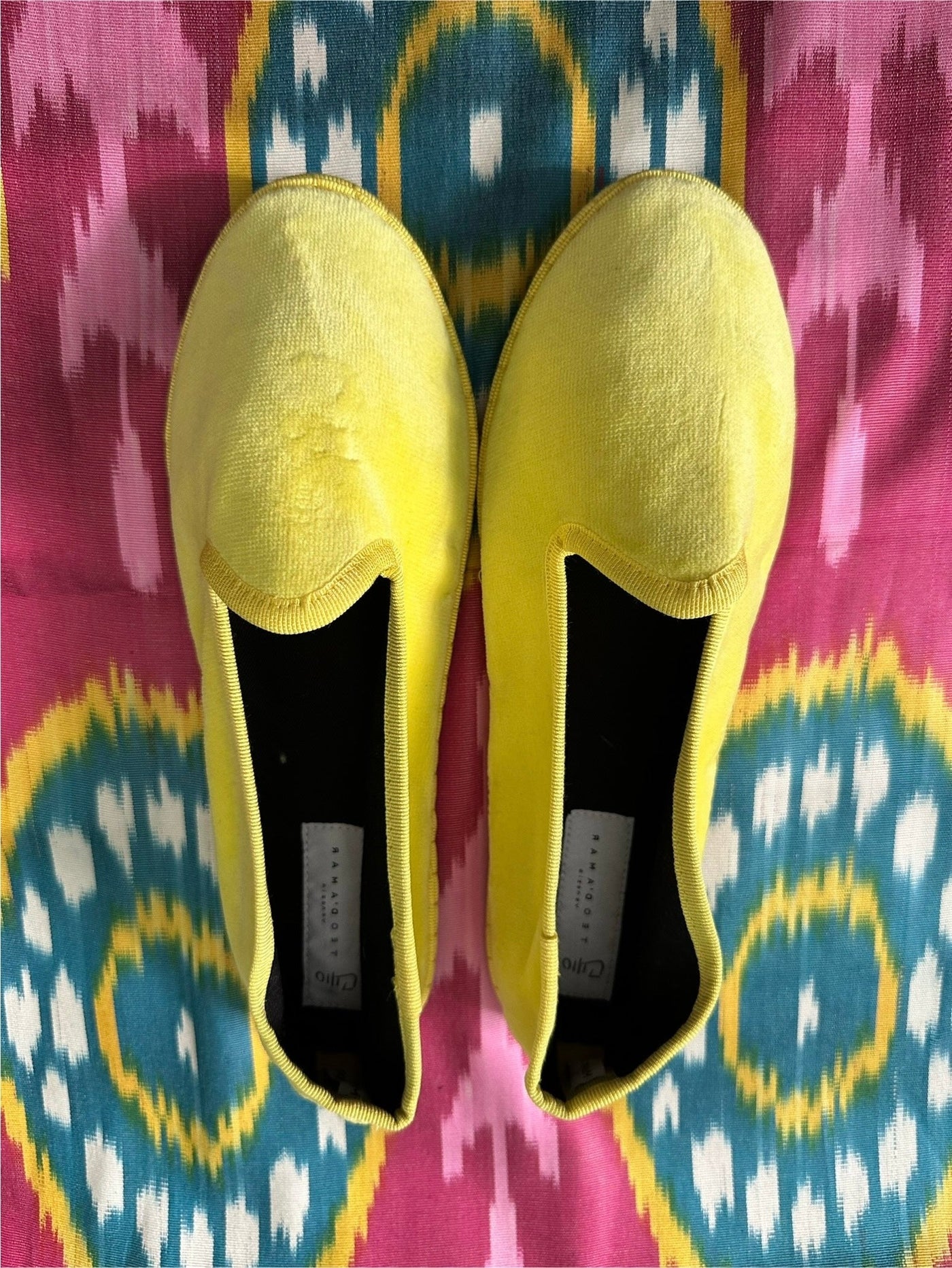 Yellow Veneziane velvet shoes