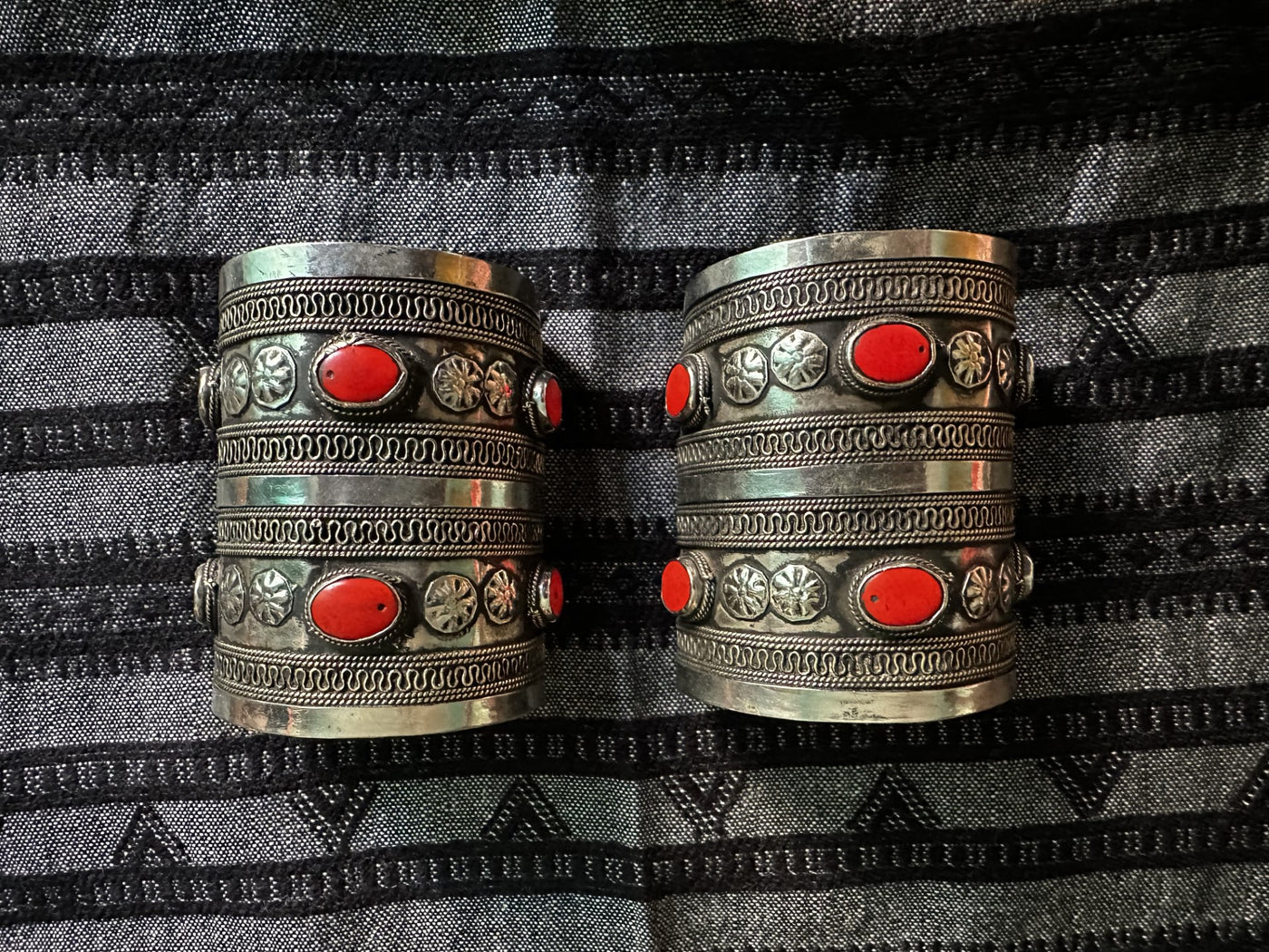 Amira cuffs pair