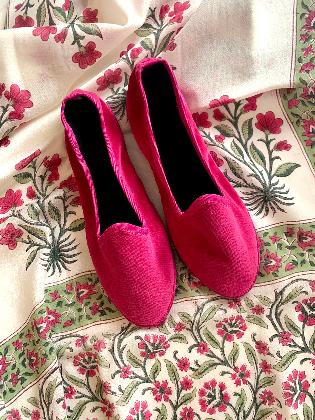Hot pink Veneziane velvet shoes